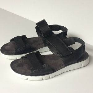 Camper Oruga Black White Minimalist Sport Sandals